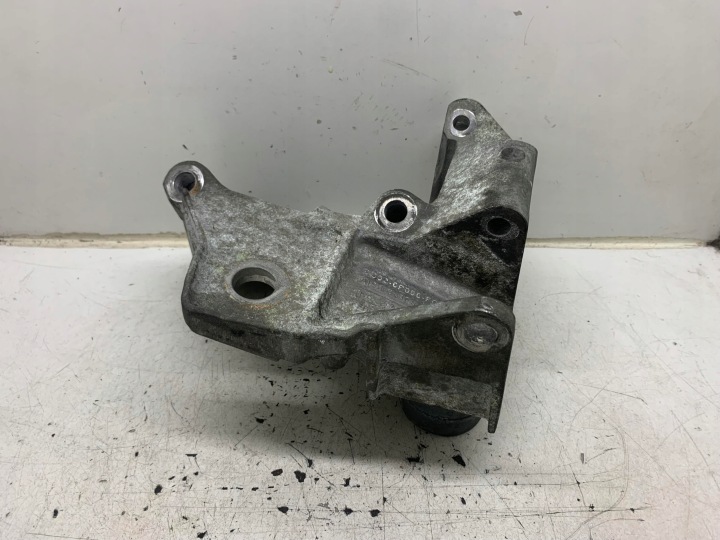 holder engine mount 6G92-6P096-FC VOLVO V60 S60 II LIFT 2.4 D5 13-18