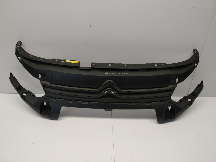 18r + Berlingo IV Grill Versteifung Stoßstange vorne 99899495 9816779080