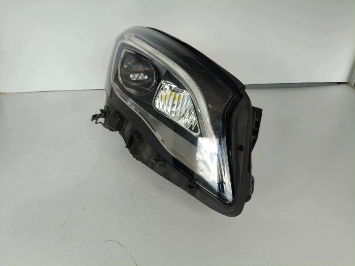 light right REFLEKTOR MERCEDES GLA W156 17- LIFT FULL LED complete