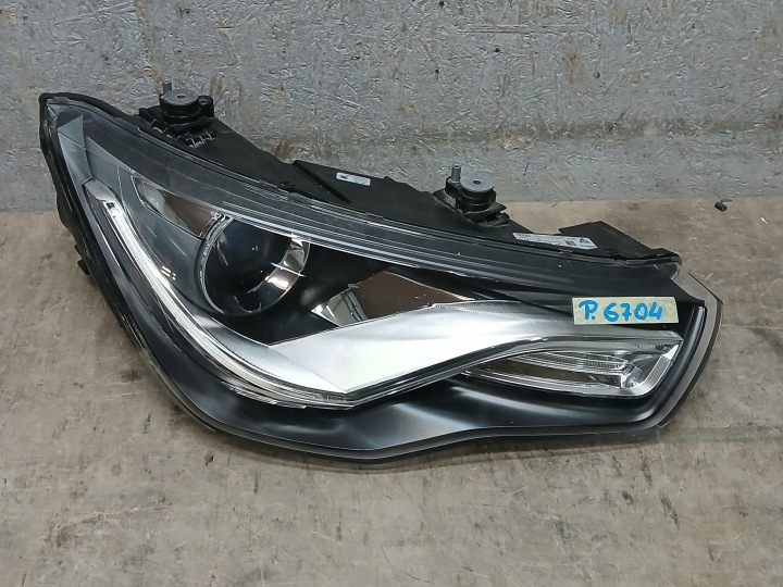 Licht vorne rechts AUDI A1 8X XENON LED 8X0941006