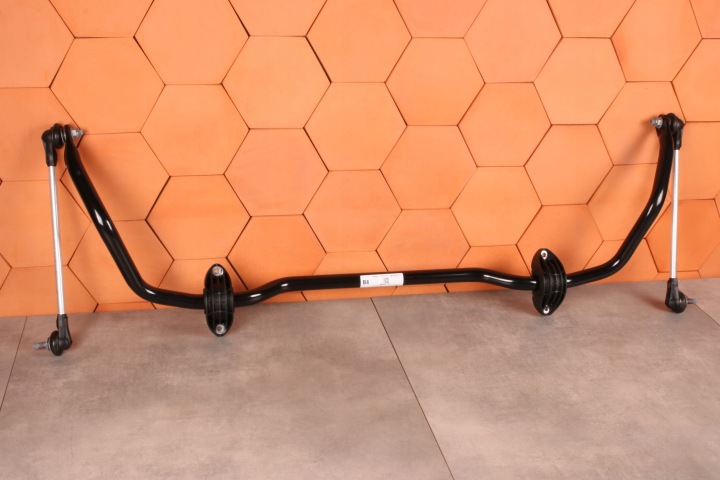 BMW 1' F70 2' F74 U06 STABILIZATOR front front bar 6892707 3674 km !!!