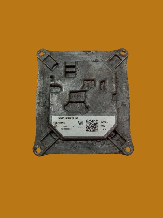 Unité de contrôle XENON 1307329218 Audi A4 IV (2008-2015) B8