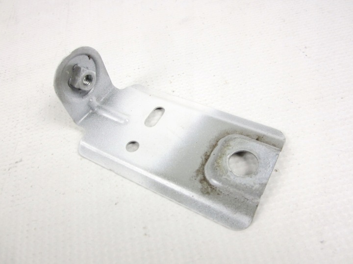 holder bracket of the front front of a fender left Seat Ibiza V 6F KJ 2020
