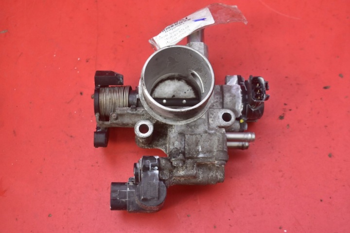 throttle flap 89452-20130 TOYOTA AVENSIS T22 1.6 VVT-and 110 KM 00-03