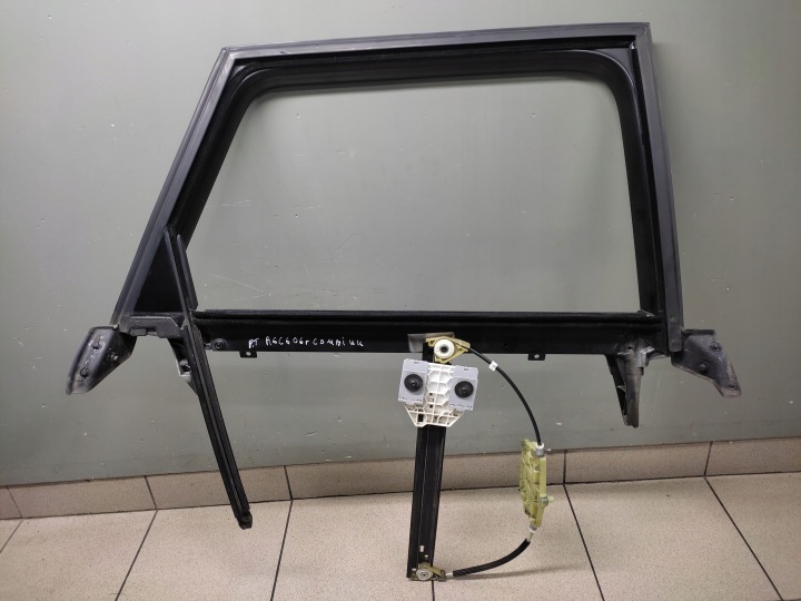 AUDI A6 C6 KOMBI fensterhebermotor rechts heck