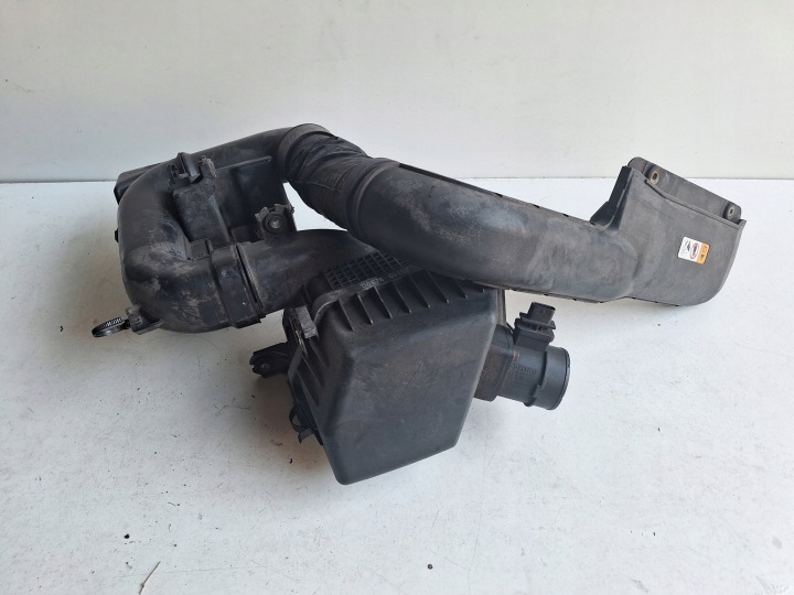 HYUNDAI I40 12-15 REZONATOR air filter housing 1.7 CDRI
