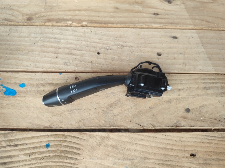 commodo bouton indicateurs de direction Mercedes w205