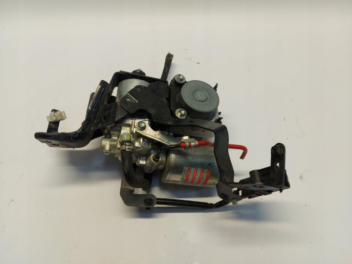 Toyota CHR LIFT Servo frein abs Unité de contrôle Module 44510-10110