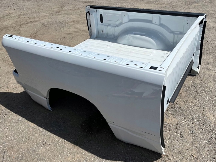 Carcasa cutie 6'4 ft boghiu DODGE RAM 1500 2019- 7
