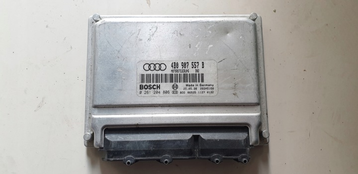 számítógép Vezerlő egység a motrot 1.8T VW AUDI 4b0907557b