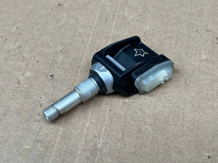 Sensor Druck TPMS Mercedes OE A0009052102 !J