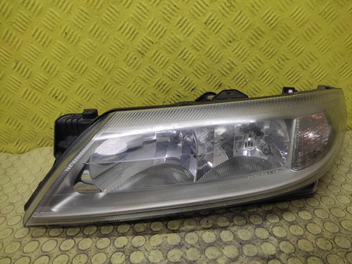 RENAULT LAGUNA II REFLEKTOR Feux phare Gauche Avant XENON 8200163323