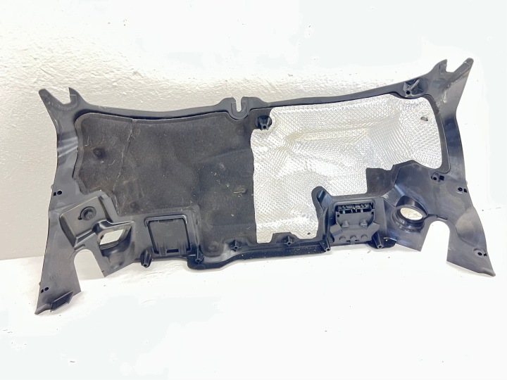 Mercedes C-KLASA W205 A2056207601 komplett Blende Abdeckung wärmblech grodzi
