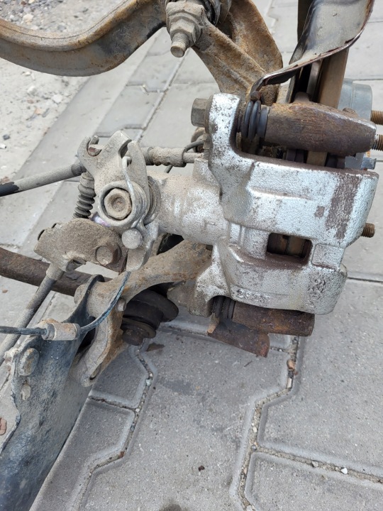 caliper left rear part MAZDA 6 II GH KOMBI 2.2 CITD