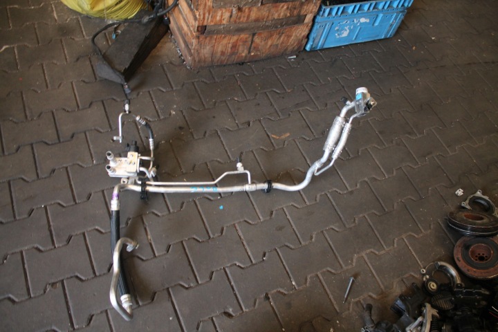 3906. pipe wiring of the air conditioning HYUNDAI TUCSON 97775-CZ201 25670-CZ000