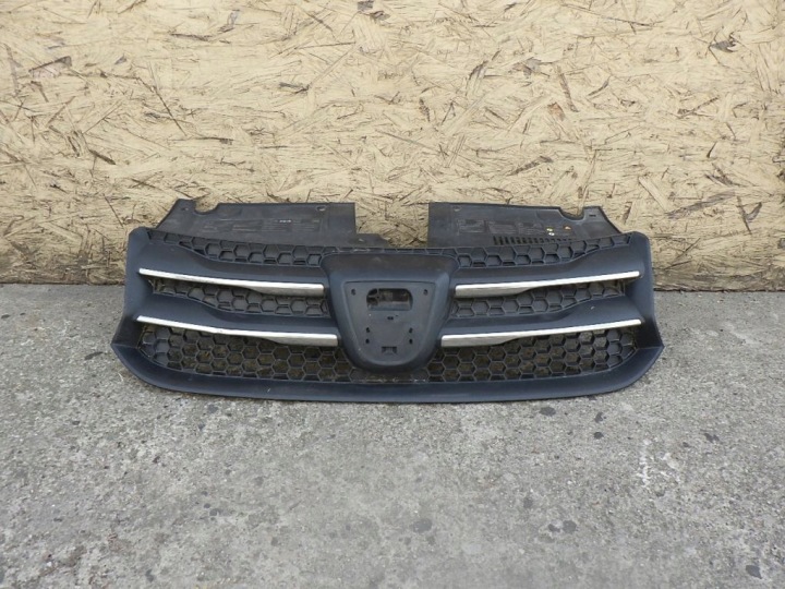 DACIA SANDERO 2 II LOGAN 12- grill grille