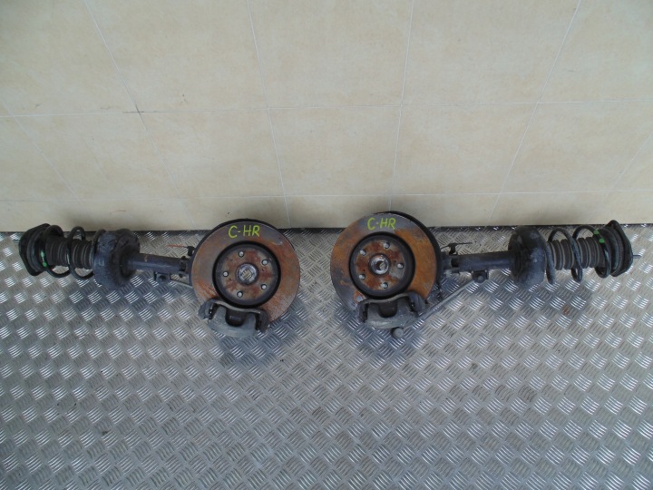 ACHSSCHENKEL RADNABE RADLAGER VORNE RECHTS TOYOTA C-HR CHR 1.8 HYB