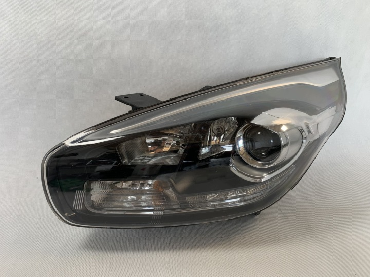 light front left reflektor Kia Carens 4 socz led 13r 92101-A4140 05.26