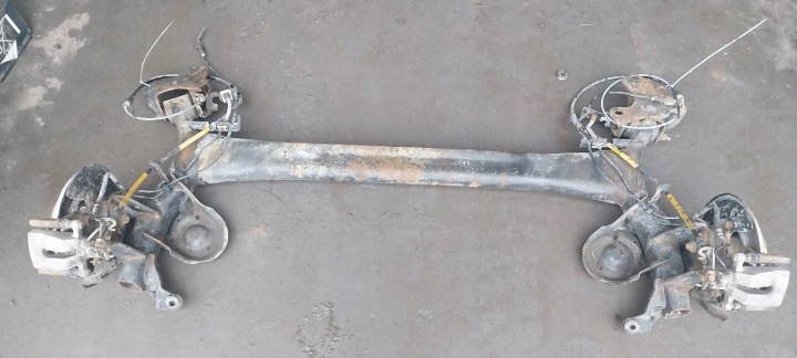 träger achse Achsträgers heck Bremsscheibe Z ABS RENAULT MEGANE III KOMBI 1.6 16V
