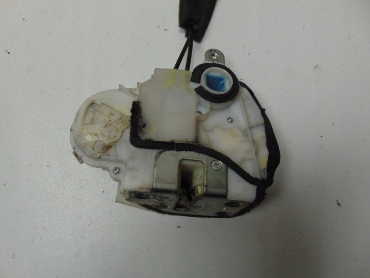 Honda Accord viii πόρτα κλειδαριά δεξιά πίσω 7 καρφίτσα 9