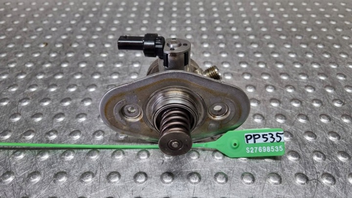 Pompe alimentation carburant 7642466 BMW F20 F30 G20 G21 G30 G31 G01 X3 G02 X4 2.0B B48B20B