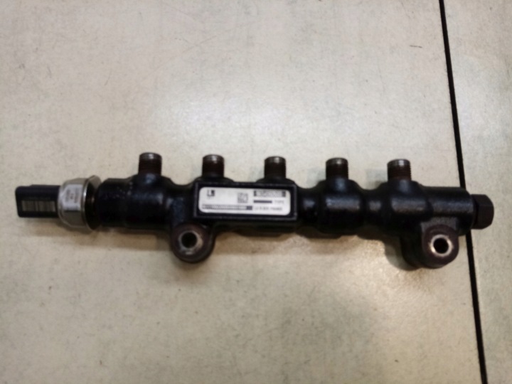 Kraftstoffverteiler Einspritzleiste MAZDA 3 1.6 TDCI 9654592680