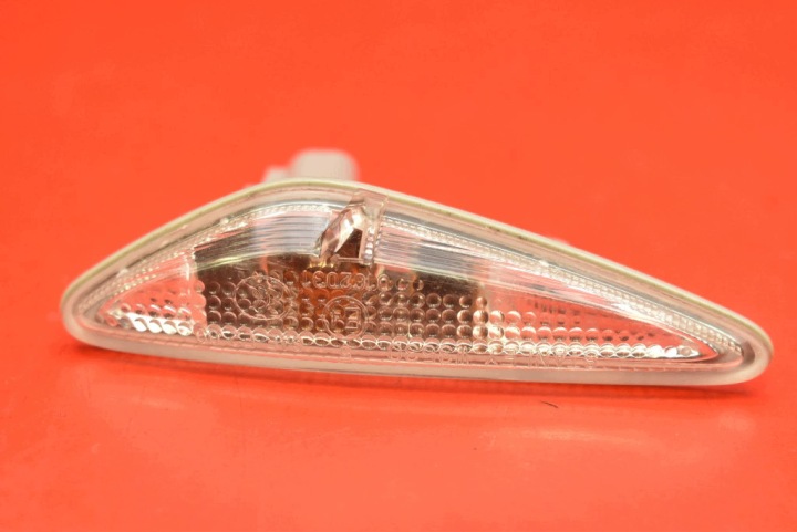 Blinkerleuchte des Kotflügels rechts vorne K2442 MAZDA MX-5 4 IV ND 15-21