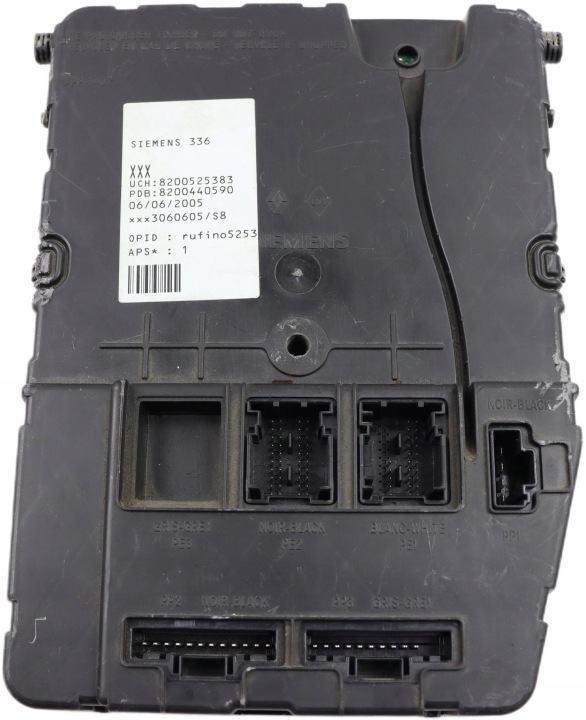 RENAULT SCENIC II modul biztosítéktábla BSI 8200525383 S118400140D