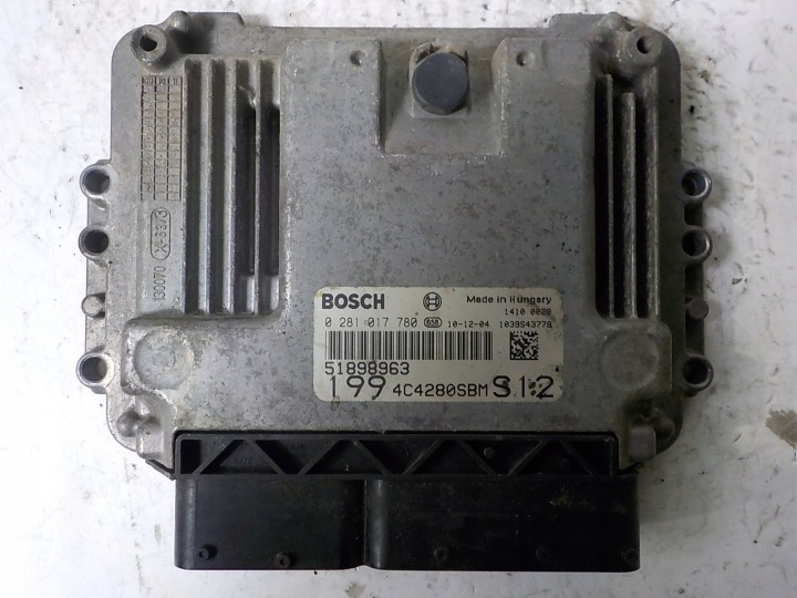 FIAT GRANDE PUNTO Ordinateur Unité de contrôle 0281017780 51898963