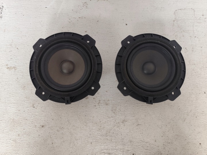 SSANGYONG TIVOLI 2016 speaker door right