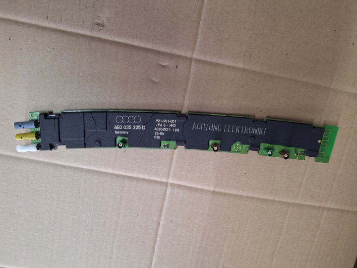modul verstärker antenne AUDI A8 4E0035225D