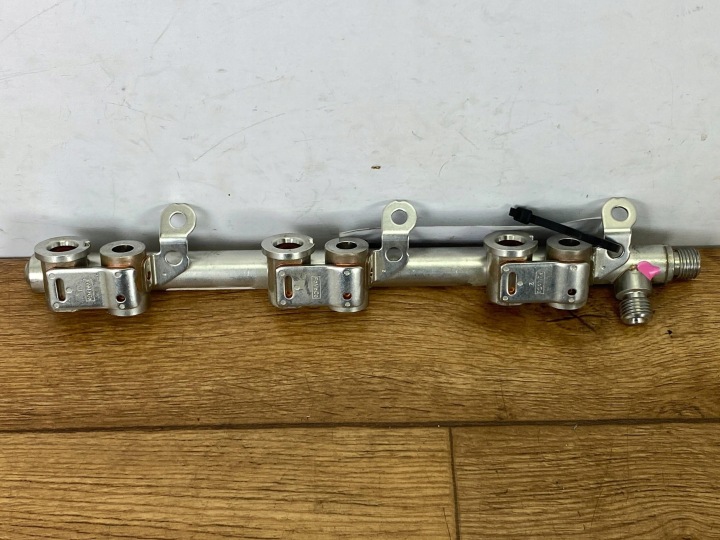 Kraftstoffverteiler Einspritzleiste Ford F150 2021+
