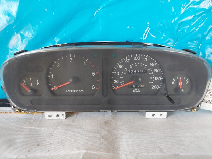 Kombiinstrument Kombiinstrument KIA CARNIVAL 2.9 TD 2003-2550