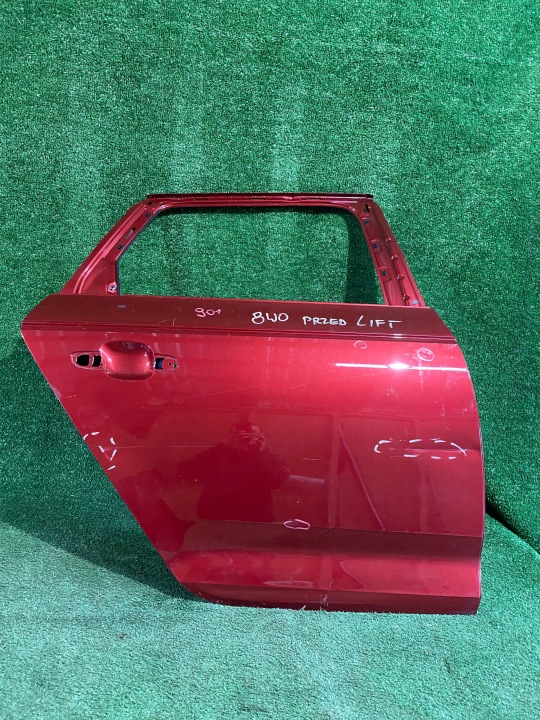 dveře pravé zadní AUDI A4 B9 KOMBI