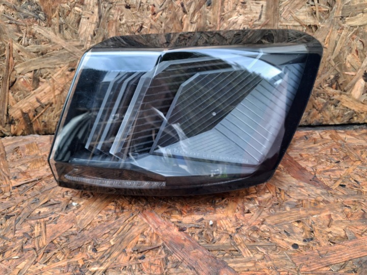 light right rear part rear right PEUGEOT 3008 LIFT GT-LINE 9836231180