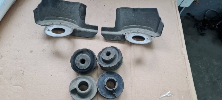 A5 8T LIFT adapter držiak SPREZYN OSI zadok KOMPLET 4X 8K0511539E A4 B8