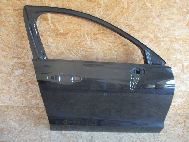 dvere predok predné pravé VOLVO S60 III 18