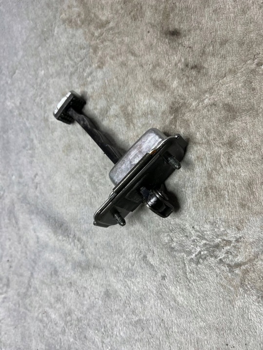 Limiteur Portière Avant L pasuje do: KIA CEED 05.12-07.18 79380A2000 !J