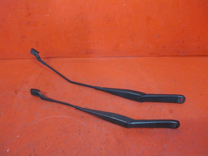 FORD FIESTA VI 08- MK7 JA8 wischerarm rechts links vorne EUROPA KPL