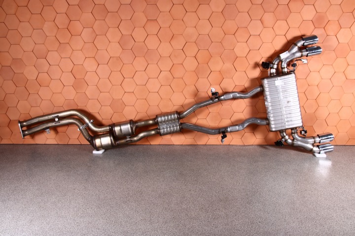 BMW X4M F98 M-POWER UKLAD exhaust exhaust pipe TLUMIK