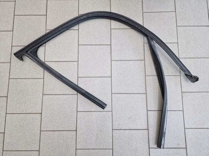 BMW F30 F31 M3 F80 Joint Portière Vitres Droite Avant 7258326