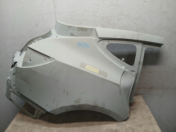 fender rear part right TESLA III 3 17-24 16255824020A
