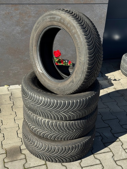 4x gumi téli MICHELIN ALPIN 5 195/65R15 KOMPLET dot3119 2019 ! 6mm!