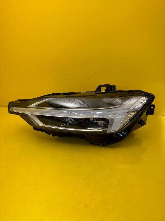 Feux phare Gauche Avant Volvo XC60 II Lift Mid Led 32338984