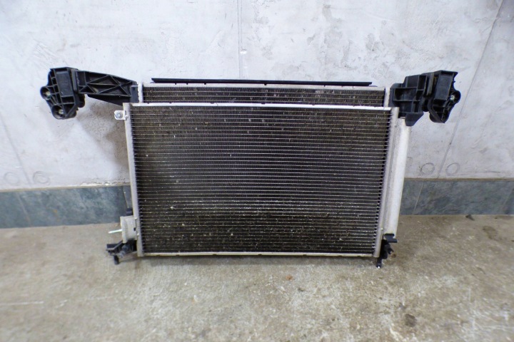 Fiat Tipo II 1.4 16V running board of radiators fan 52052603 original st.BDB