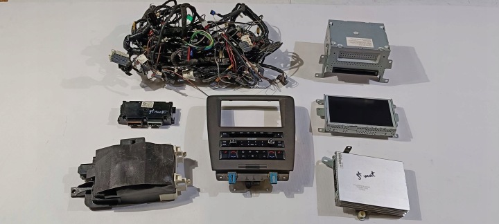 Radio Schermo navigazione ekran cablaggio Ford Mustang V 2010-2014