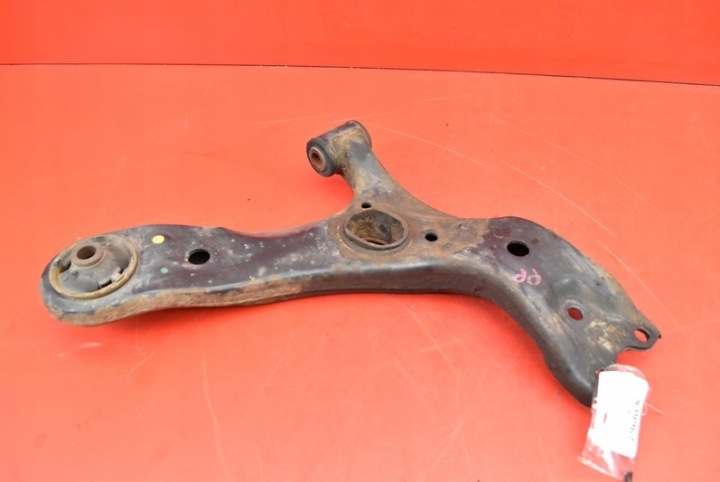Querlenker rechts vorne TOYOTA VERSO 2.0 D-4D 128 KM 09-13