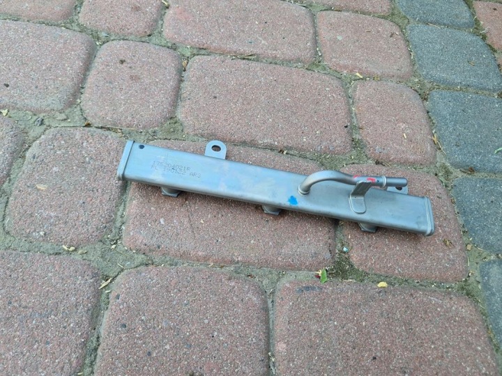 Kraftstoffverteiler Einspritzleiste Renault Captur 2 II 175204021R