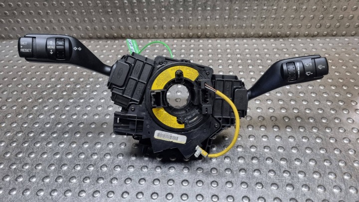 páčka páčky pod volant a ovládání kroužek 4M5T-13N064-HH FORD FOCUS MK2 C-MAX MK1