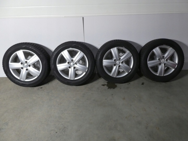 4X DI ALLUMINIO CERCHI RUOTE PNEUMATICI, GOMME 7H0601025H VW T5 T6 235/55/17 5X120 2016R